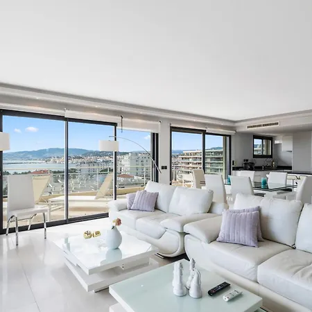 아파트 4 Bedroom Penthouse - Ocean View 칸느