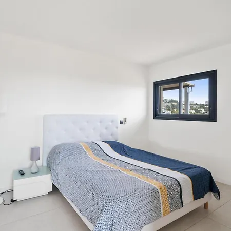 4 Bedroom Penthouse - Ocean View Апартаменты Канны