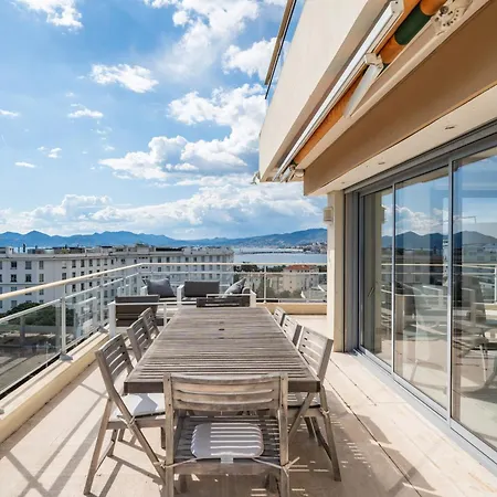 4 Bedroom Penthouse - Ocean View * Канны